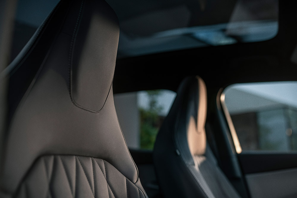 Nærbilde av Sensicosetene i Ford Explorer. 